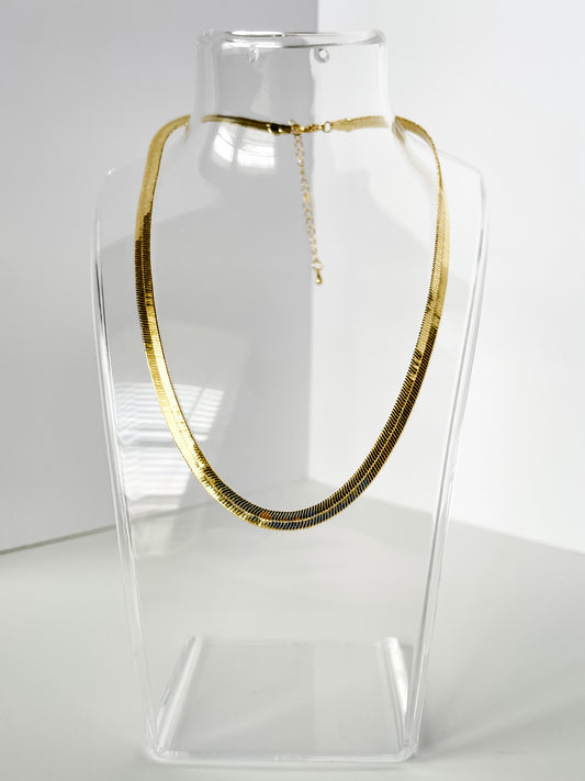 Finley Herringbone Chain